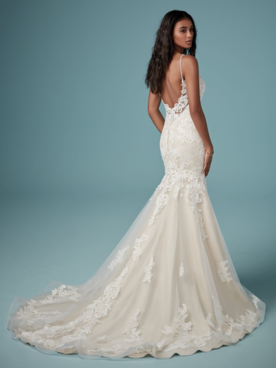 Glorietta – Maggie Sottero menyasszonyi ruha (hátulról)