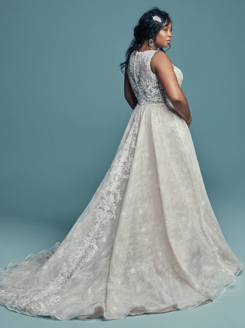 Annabella – Golden Rose Plus Size menyasszonyi ruha (hátulról)
