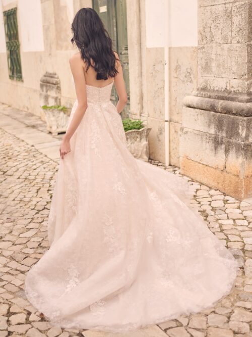 Chelsea - Maggie Sottero menyasszonyi ruha Chelsea - Maggie Sottero menyasszonyi ruha