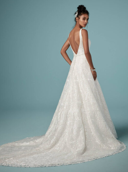 Monica esküvői ruha - Maggie Sottero Monica – Maggie Sottero menyasszonyi ruha (hátulról)