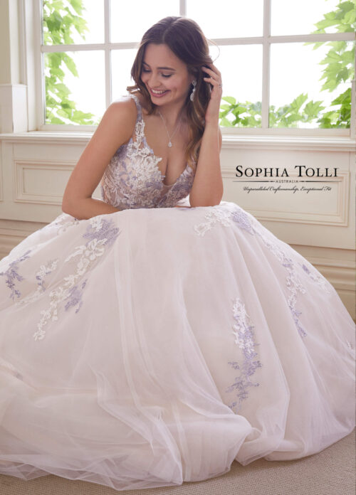Y21834 - Tanzanite Sophia Tolli esküvői ruha