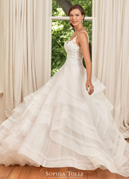 Y21989 Alesha - Sophia Tolli esküvői ruha Alesha – Sophia Tolli menyasszonyi ruha